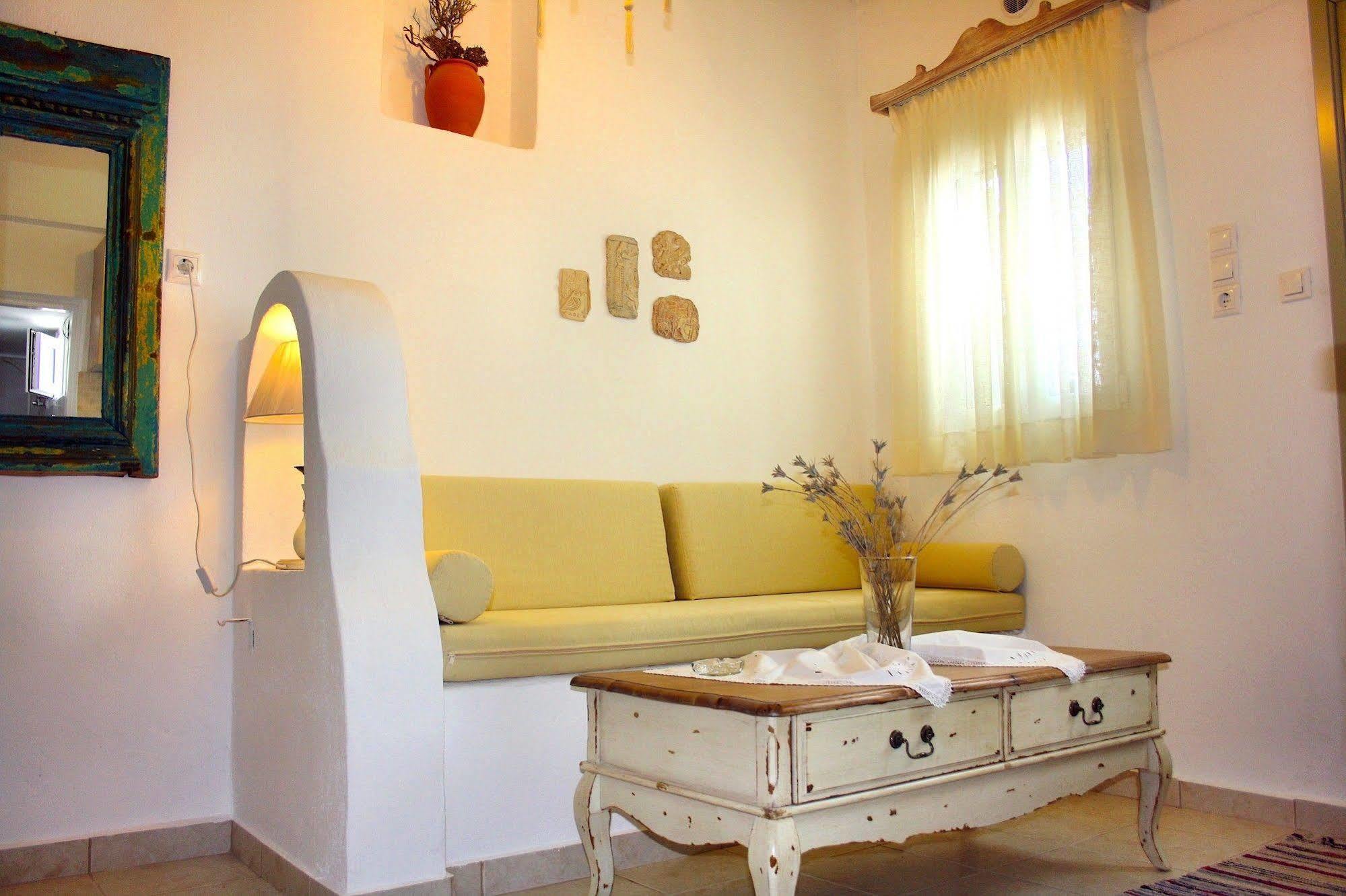 Mariakis Luxury Studios Astypalaia Ngoại thất bức ảnh